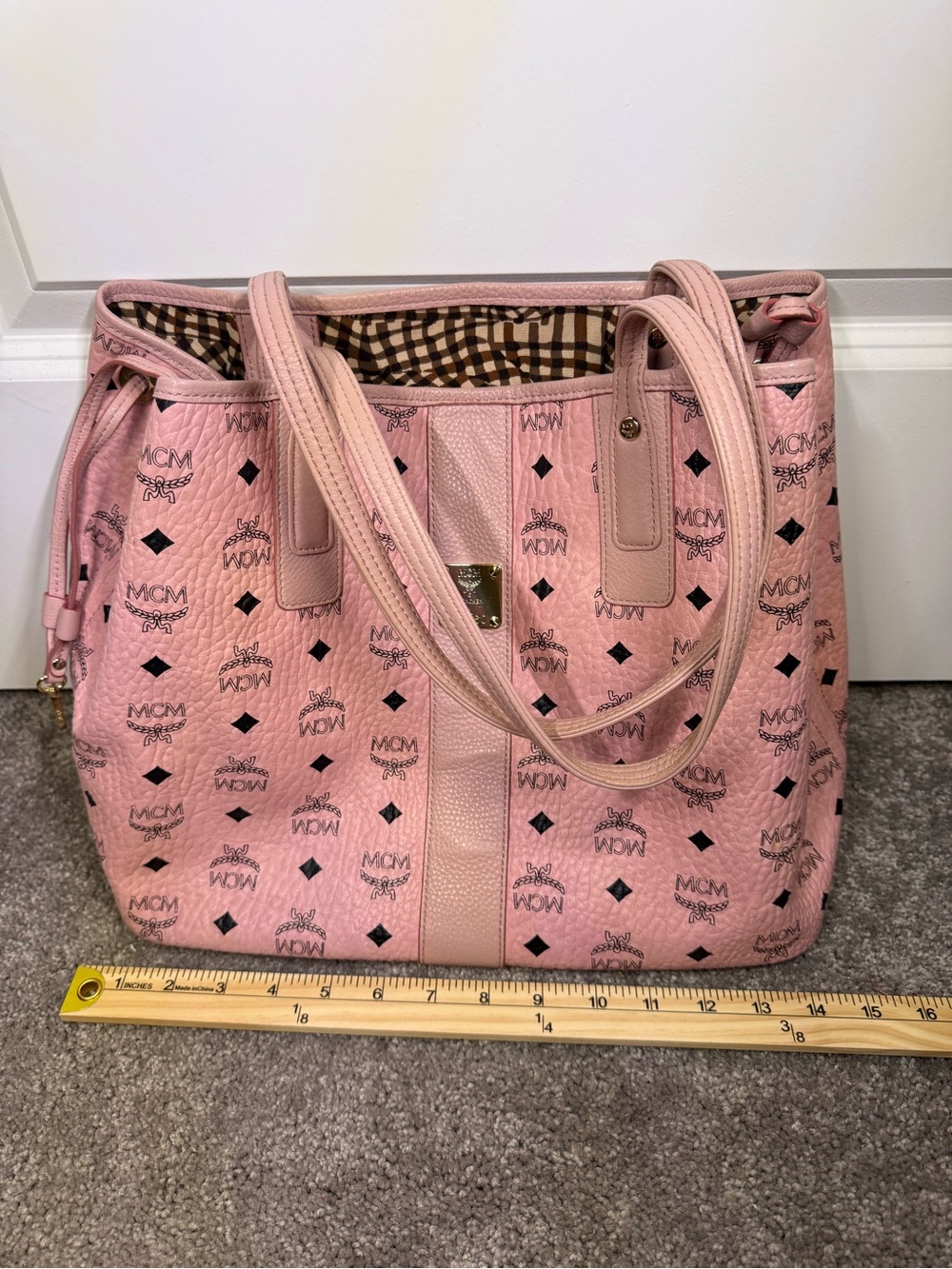 MCM Pink Visetos Tote with Detachable Pouch - Picture 15 of 16